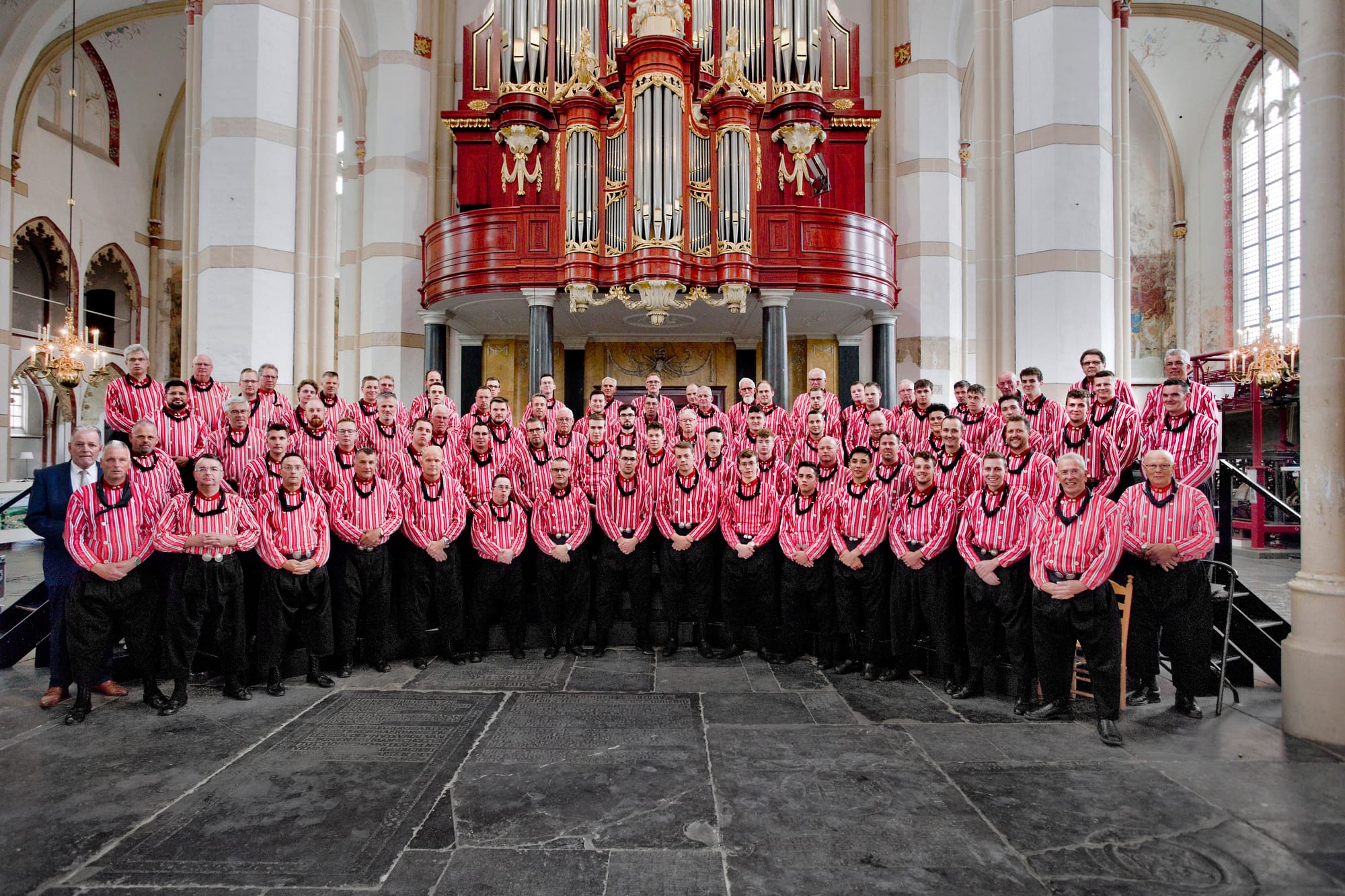 Het Urker Mannenkoor "Hallelujah" krijgt nieuwe dirigent